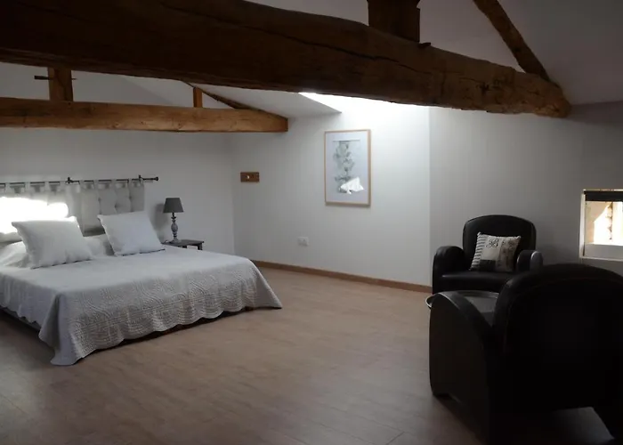 Le Hibou -1 Bed شقة *