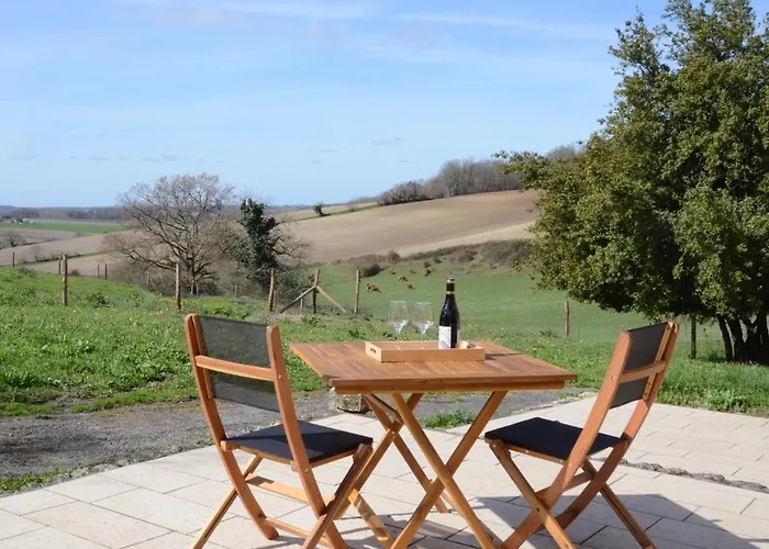 Le Hibou -1 Bed شقة *